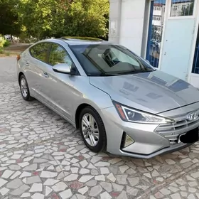 Hyundai Elantra 2019