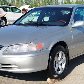 Toyota Camry 2000