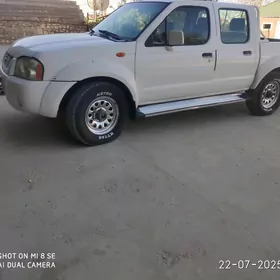 Nissan Navara 2004
