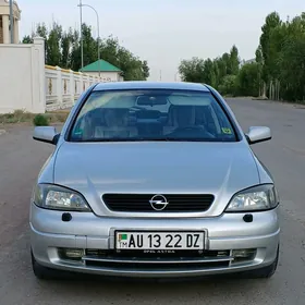 Opel Astra 2000