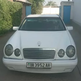Mercedes-Benz 230E 1999