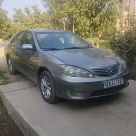 Toyota Camry 2004