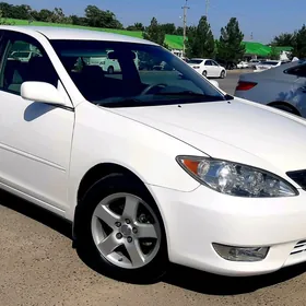 Toyota Camry 2005