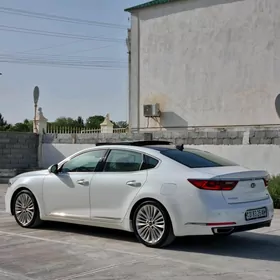 Kia Cadenza 2019