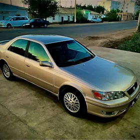 Toyota Camry 2001