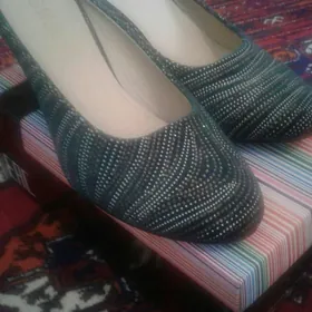 köwiş