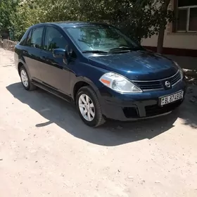 Nissan Versa 2010