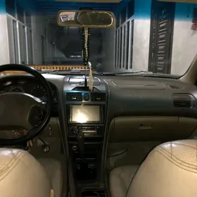 Nissan Maxima 2000