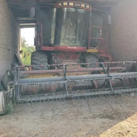 Case STX325 Accusteer 2004