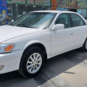 Toyota Camry 2000