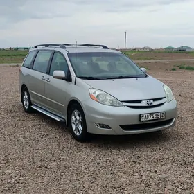 Toyota Sienna 2006