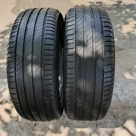 215 55 17 Michelin Teker