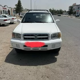 Nissan Pathfinder 1998