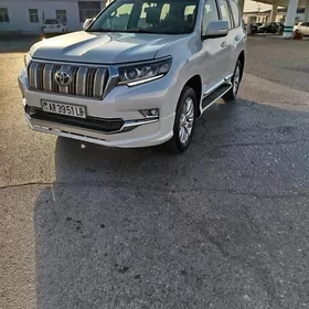 Toyota Land Cruiser Prado 2019