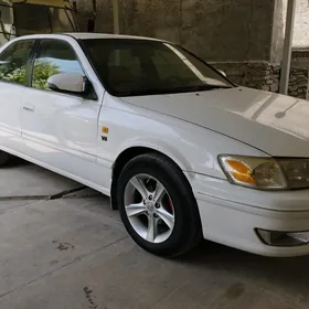 Toyota Camry 2000