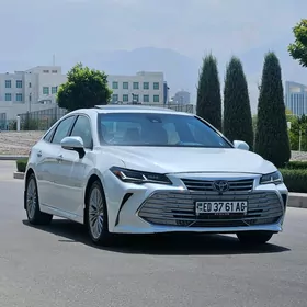 Toyota Avalon 2019