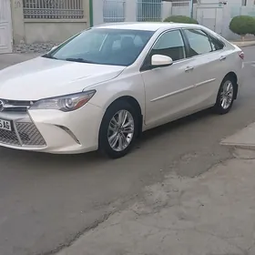 Toyota Camry 2017