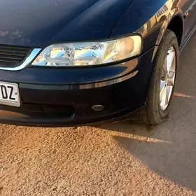 Opel Vectra 2000