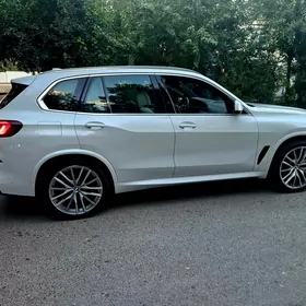 BMW X5 2021