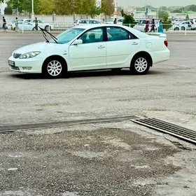 Toyota Camry 2004