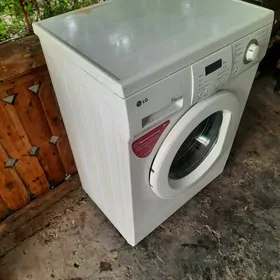 стиральная машинка LG 5кг