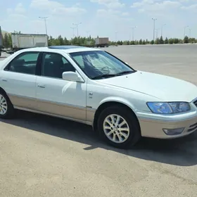 Toyota Camry 2001