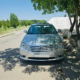 Toyota Avalon 2011
