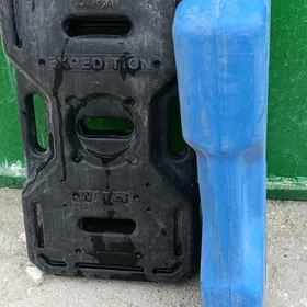 канистры фляги