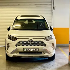 Toyota RAV4 2020