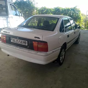 Opel Vectra 1992