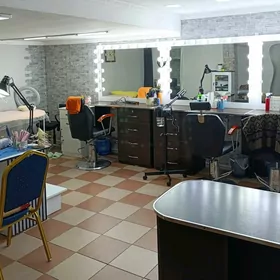 Taýyn salon satlyk