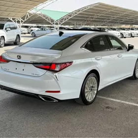 Lexus ES 350 2025
