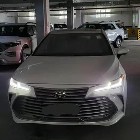 Toyota Avalon 2022