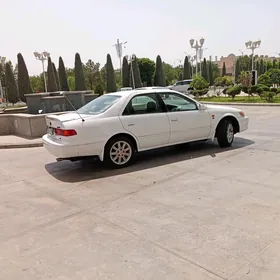 Toyota Camry 2000