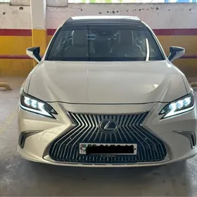 Lexus ES 350 2019