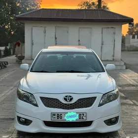 Toyota Camry 2011