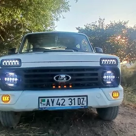 Lada Niva 2010