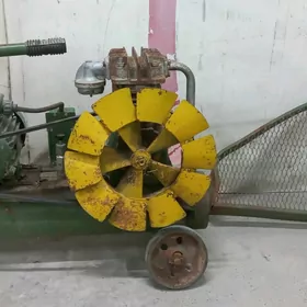 KOMPRESSOR КОМПРЕССОР