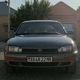Toyota Camry 1992