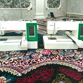 Janome  450 E