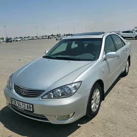 Toyota Camry 2004