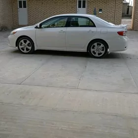 Toyota Corolla 2012