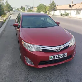 Toyota Camry 2012