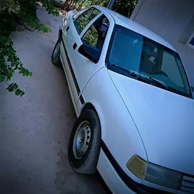 Opel Vectra 1990