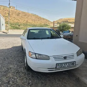 Toyota Camry 1999