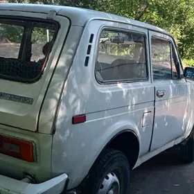 Lada Niva 1983
