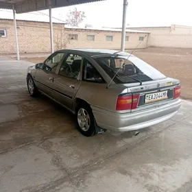Opel Vectra 1990