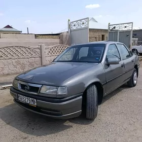 Opel Vectra 1990