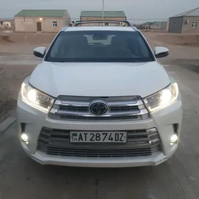 Toyota Highlander 2019