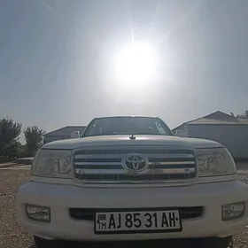 Toyota Land Cruiser 2000